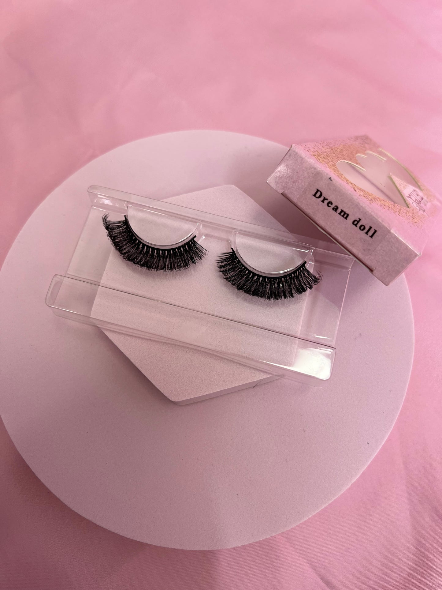 Strip lash extensions- Doll range