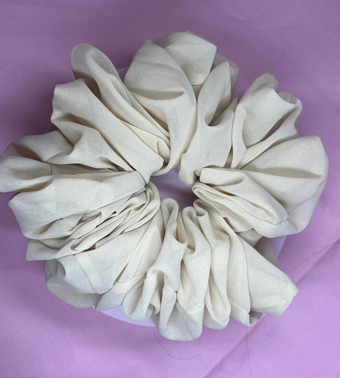XXL satin scrunchie
